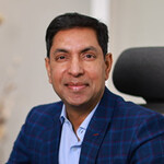 Vimal Kavuru, RPh Headshot