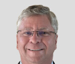 Dan Henson Headshot