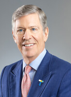 Steven B. Tanger Headshot