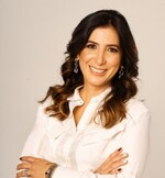 Maria Fernanda Gil Headshot