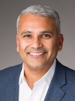 Vijay Manthripragada Headshot