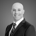 Sim Salzman Headshot