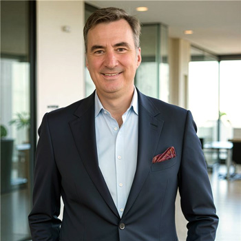 Michael Strand Headshot