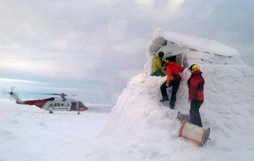 Photo of an Search And Rescue Crew