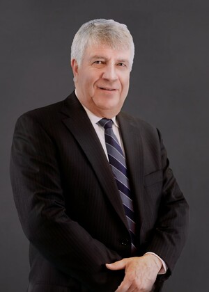 Douglas J. Wall Headshot