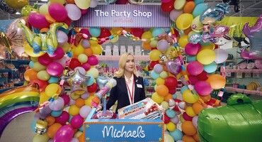 Thumbnail: Michaels® Taps Angela Kinsey as "Director of the Party Planning Committee" to Help Everyone "Party Like a Pro"