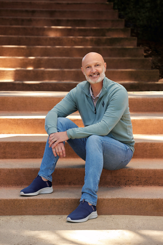 Frank Leboeuf Joins Team Skechers :: Skechers U.S.A., Inc. (SKX)
