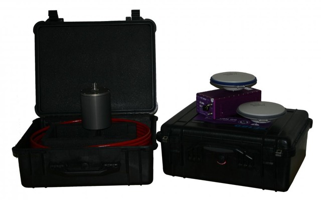 F180R with two pelicases full kit