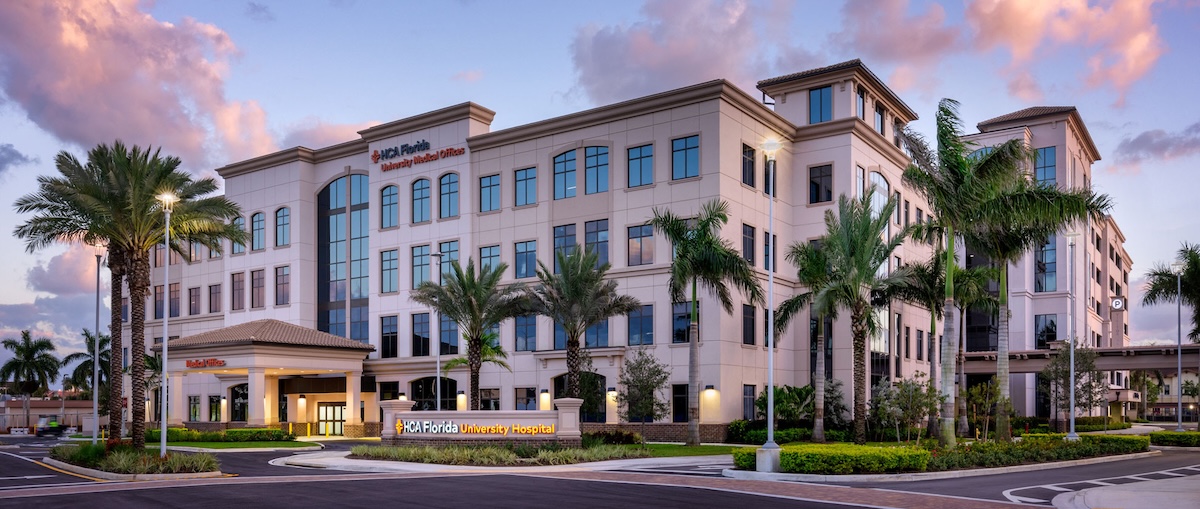 florida-university-hospital-exterior1-2000x844p1.jpg