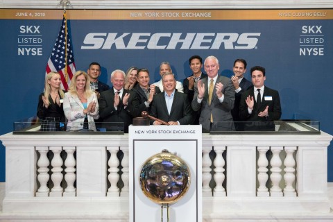 Skechers USA, Inc. (NYSE:SKX) celebrates 20 years on the New York Stock Exchange. Skechers President Michael Greenberg, executives and guests ring the NYSE Closing Bell® alongside Jim Byrne, NYSE Head of U.S. Listings. Photo Credit: NYSE