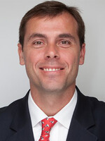 J. Miguel Fernandez de Castro Headshot