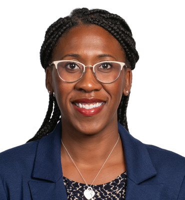 Aisha Losche Headshot