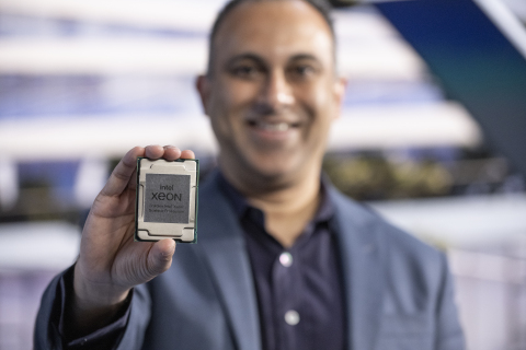 Navin Shenoy, executive vice president in Intel's Data Platforms Group, presents during the introduction of 3rd Gen Intel Xeon Scalable processors. Intel introduced the new processors and the platform they power during a virtual presentation on April 6, 2021. (Credit: Walden Kirsch/Intel Corporation)