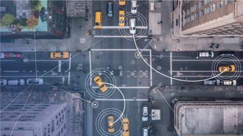 5G can better support mission-critical communications for safer driving and will further support enhanced vehicle-to-everything communications and connected mobility solutions. (Credit: Intel Corporation)