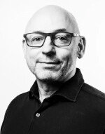 Simon Newitt Headshot