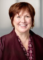 Stacey L. Amundson Headshot