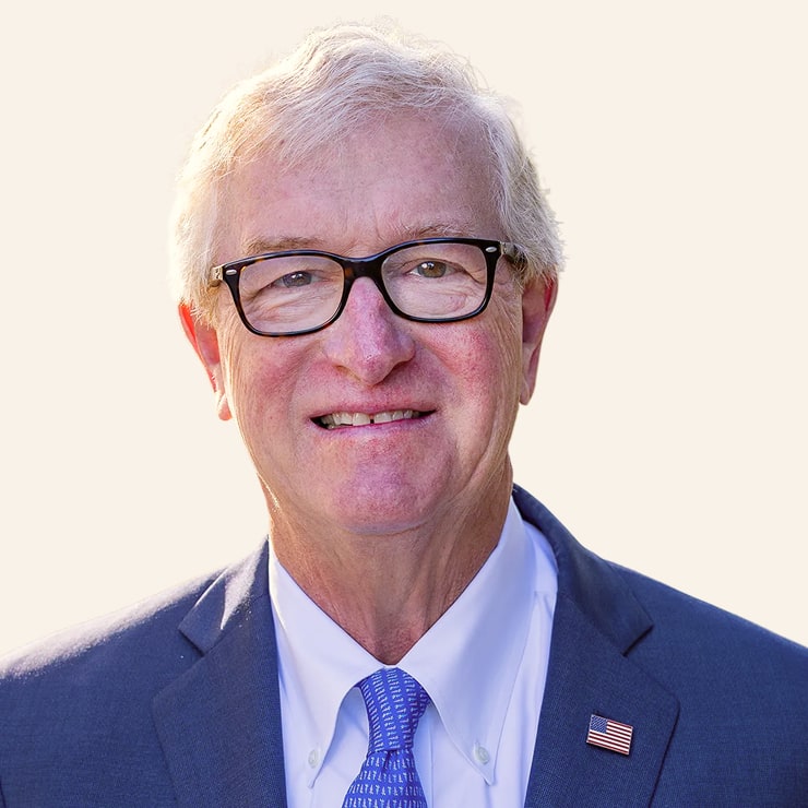 Headshot of Stephen P. Holmes