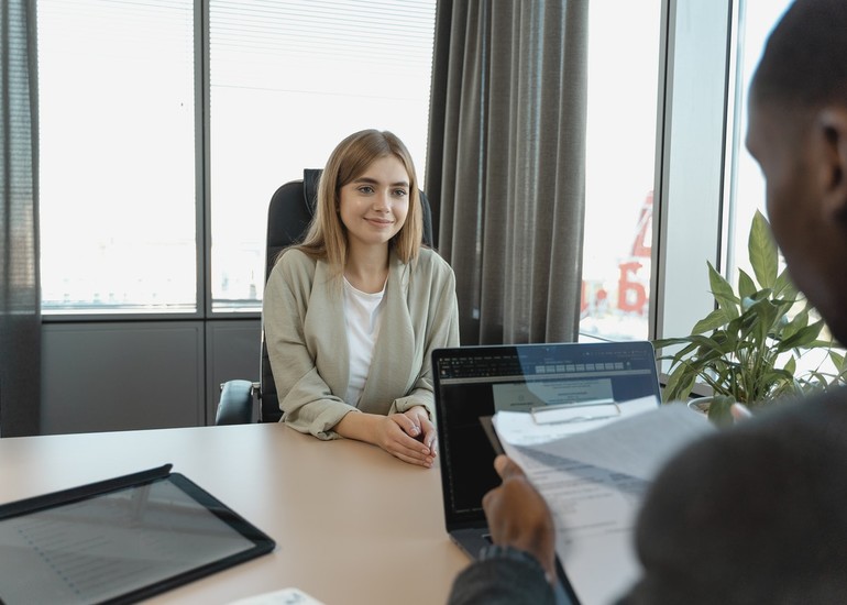 How to Answer Describe Yourself During an Interview