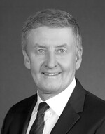 Thomas Glanville Headshot