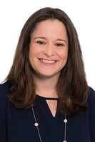 Kathleen Thayer Headshot