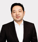 Henry Wang Headshot