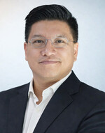 Sonny Vu Headshot