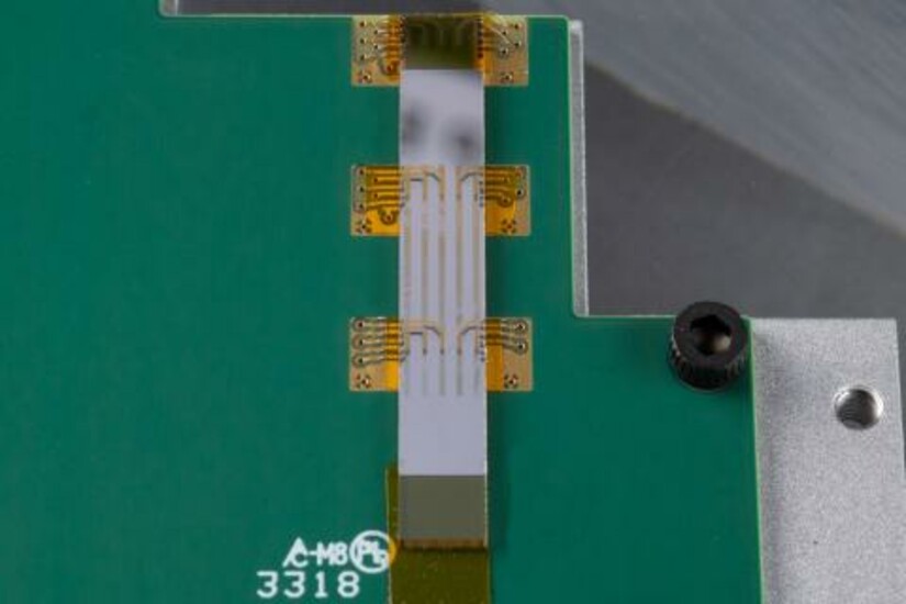 Close-up of Draper's innovative technology for enhancing glasses-free 3D displays.