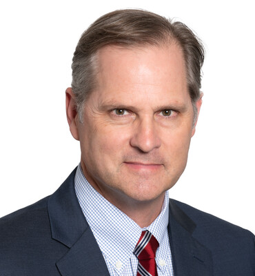 Jonathan Cash Headshot