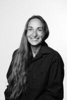 Katie Clark Headshot