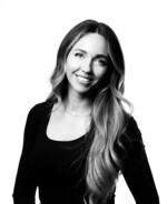 Kristen Costello Headshot