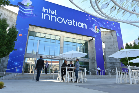 The two-day Intel Innovation 2022 event closes Wednesday, Sept. 28, 2022, with a keynote featuring Intel Chief Technology Officer Greg Lavender. During the two-day event, Intel demonstrated the power of an open ecosystem and introduced new products, developer tools and services to make developers’ work easier and more efficient. (Credit: Intel Corporation)