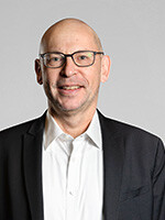 Dr. Peter Schuessler Dr. Peter Schuessler