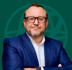 Leonard Graves Headshot