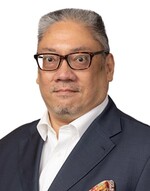In Weiyee Headshot