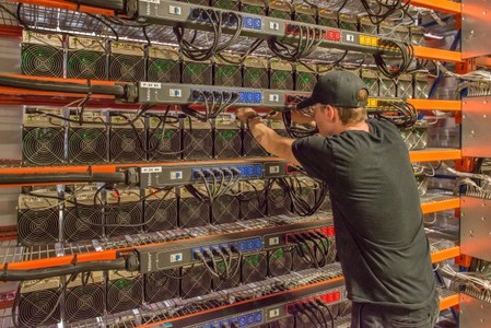 Cutting Through the Noise: Identifying the Real Bitfarms by Stephanie Wargo