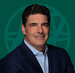 Tim Oliver Headshot