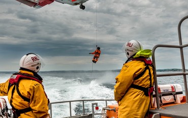 Photo of an Search And Rescue Crew