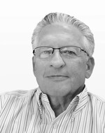 Mark Pérès Headshot