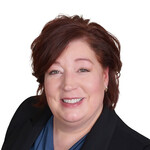 Linda Connell Headshot