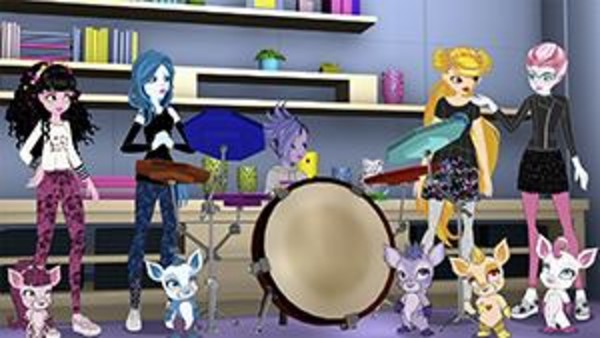 Pop Warner to Feature 'SpacePOP' Music