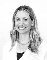 Chloe Frader Headshot