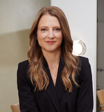 Amanda Baldwin Headshot