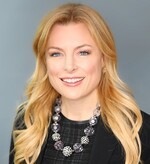 Shannon Gath Headshot