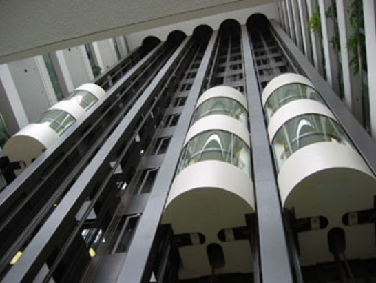 How to Write an Elevator Pitch That Hypnotizes