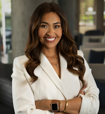 Photo of Roseann Valencia-Fernandez, Head of Marketing