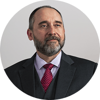 Luis Adams Headshot