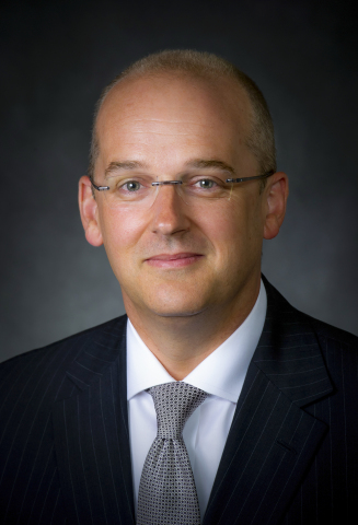 Intel Elects Two New Members to Board of Directors