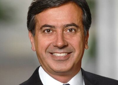 Carlos Albán Headshot