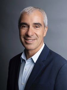 Sir Martin Ellis Franklin, KGCN