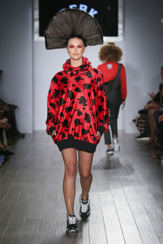 Skechers D'Lites on the DFBK: Defend Brooklyn runway during New York Fashion Week. Image courtesy of Getty Images.